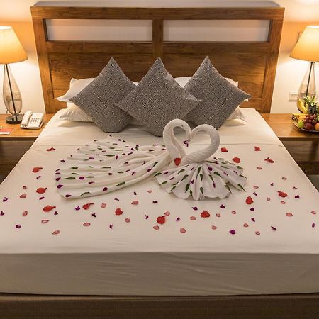 Earls Rajarata Hotel Anuradhapura Kamer foto