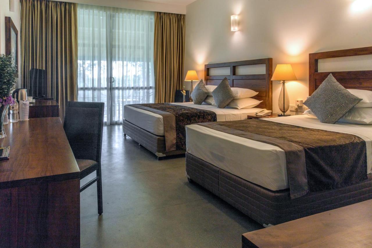 Earls Rajarata Hotel Anuradhapura Buitenkant foto